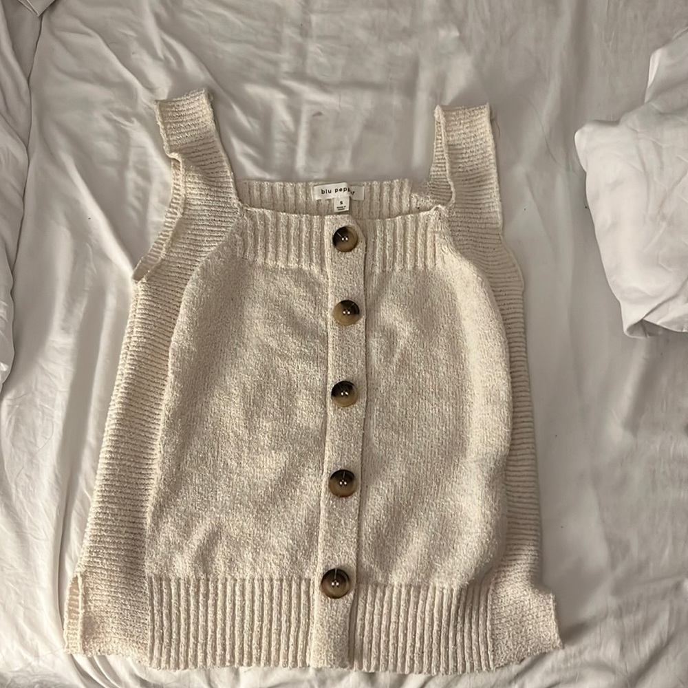 Blu Pepper knit cream tank SIZE SMALL